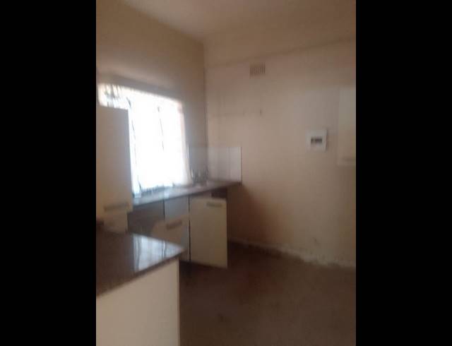 2 BEDROOM APARTMENT FOR SALE IN FLORIDA
